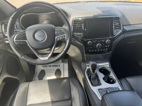 Certified 2019 Jeep Grand Cherokee Overland AWD/4WD image 20