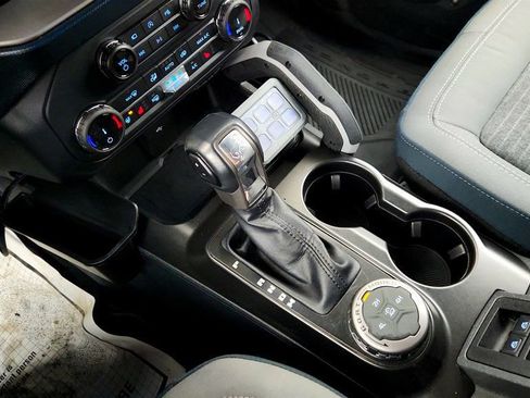 Used 2022 Ford Bronco Outer Banks image 16