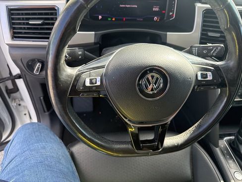 Used 2019 Volkswagen Atlas SEL image 13