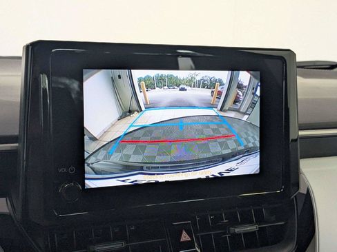 Used 2026 Toyota Corolla SE FWD image 21