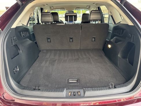 Certified 2020 Ford Edge SEL w/ Convenience Package image 37