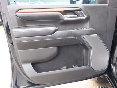 Certified 2024 GMC Sierra 3500 Denali w/ Denali Reserve Package image 12