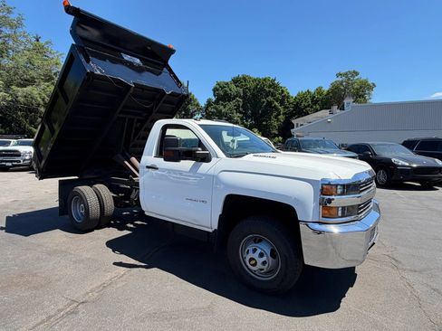 Used 2016 Chevrolet Silverado 3500 W/T w/ WT Convenience Package AWD/4WD image 5