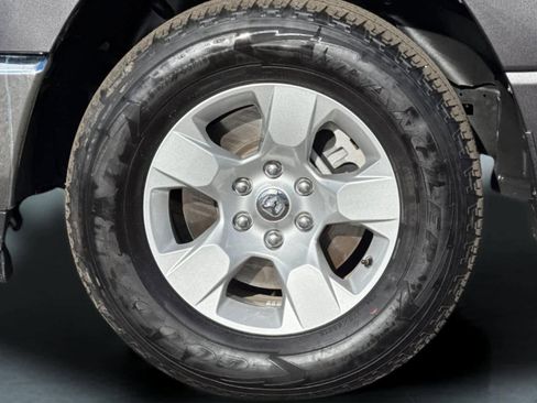 Used 2024 RAM 1500 Big Horn w/ Trailer Tow Group image 29