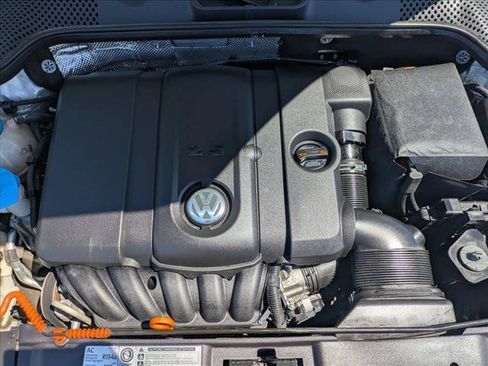Used 2012 Volkswagen Beetle 2.5 FWD image 21