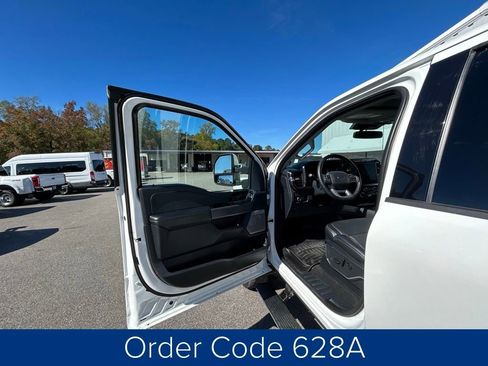 Used 2023 Ford F350 Lariat w/ Lariat Ultimate Package image 27