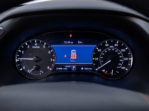 Used 2023 INFINITI QX80 Sensory w/ All-Season Package AWD/4WD image 24
