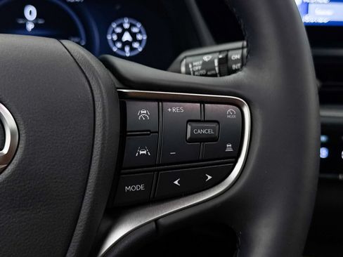 Used 2025 Lexus UX 300h FWD w/ Accessory Package (Z1) image 33