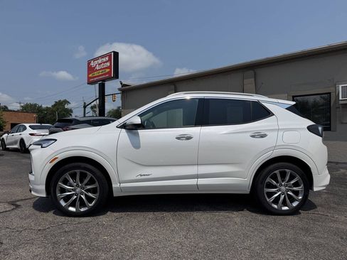 Used 2025 Buick Encore GX Avenir w/ Avenir Technology Package AWD/4WD image 5