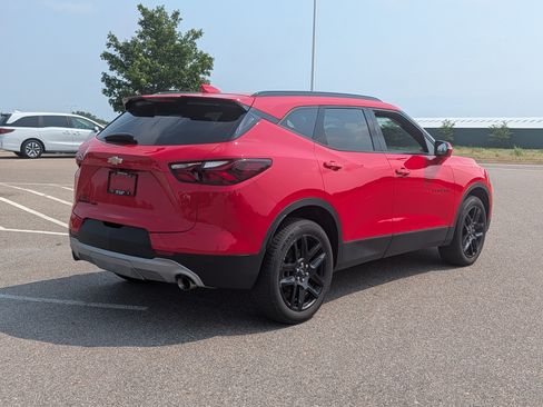 Used 2022 Chevrolet Blazer LT AWD/4WD image 4