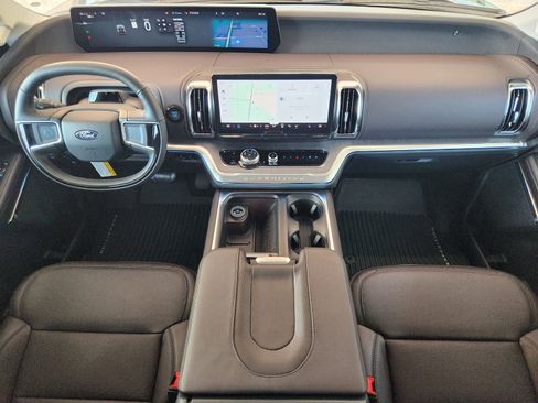 New 2025 Ford Expedition Max Platinum w/ Platinum Ultimate Package image 22