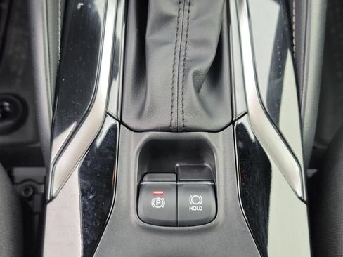 Used 2022 Toyota Corolla SE w/ SE Preferred Package FWD image 29