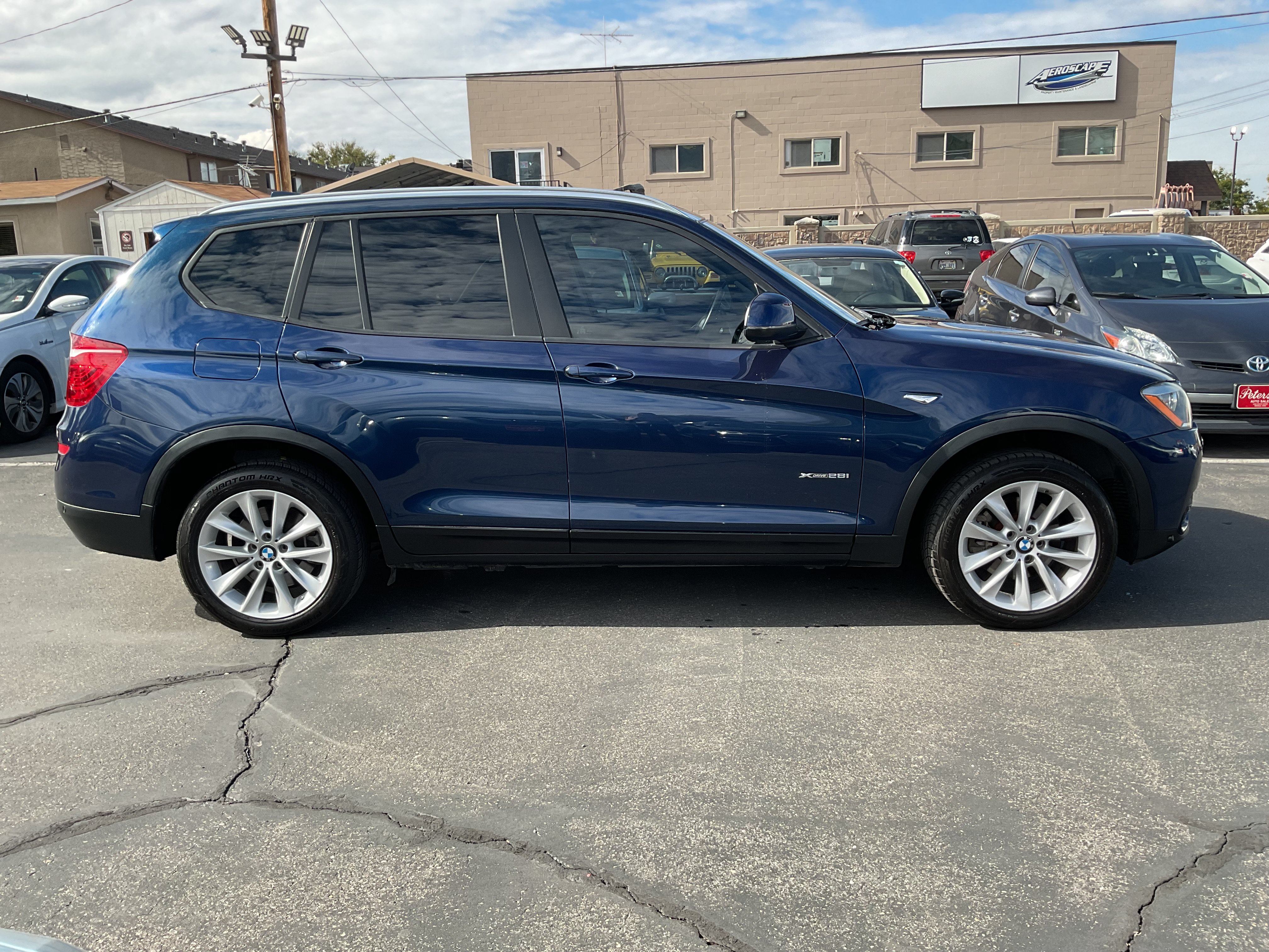 Used 2017 BMW X3 xDrive28i AWD/4WD image 5