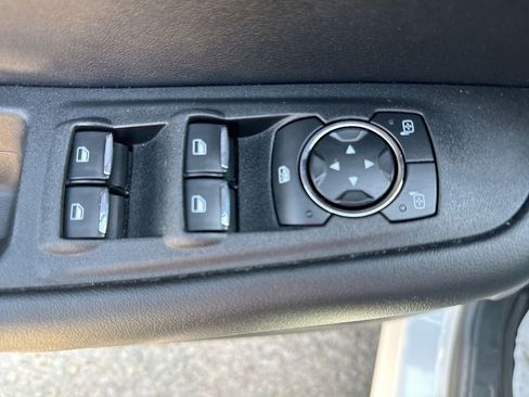 Used 2022 Ford Edge SEL image 15