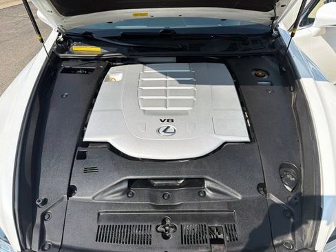 Used 2014 Lexus LS 460 AWD w/ Comfort Package image 12