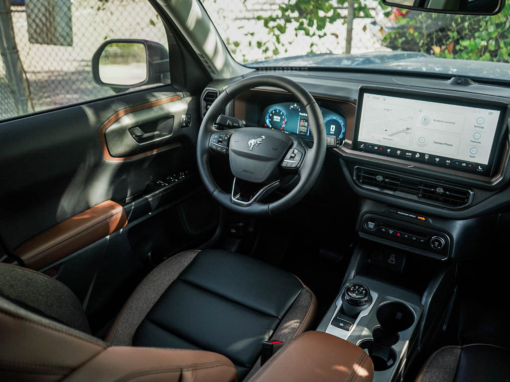 New 2026 Ford Bronco Sport Outer Banks w/ Sasquatch Outer Banks Package AWD/4WD image 13