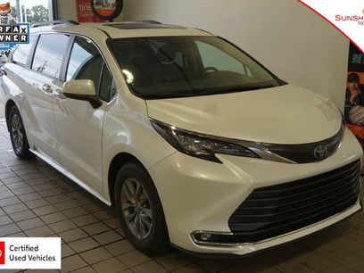 Used 2023 Toyota Sienna XLE
