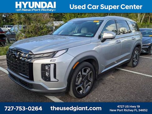 Used 2023 Hyundai Palisade SEL w/ Premium Package FWD image 1