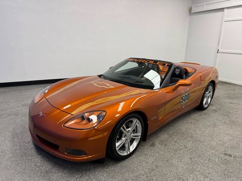 Used 2007 Chevrolet Corvette Convertible w/ Preferred Equipment Group RWD image 1