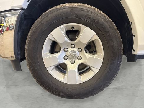Used 2025 RAM 1500 Big Horn AWD/4WD image 25