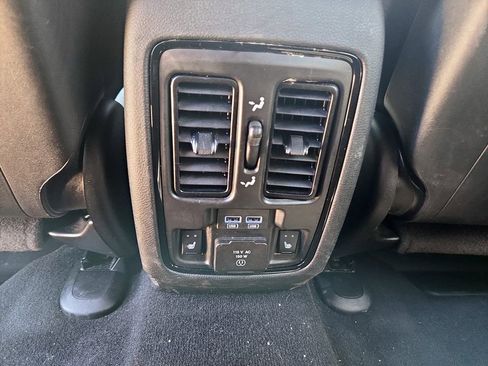 Used 2025 Dodge Durango R/T AWD/4WD image 24