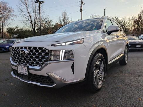 Used 2023 Hyundai Santa Fe SEL w/ Premium Package image 8