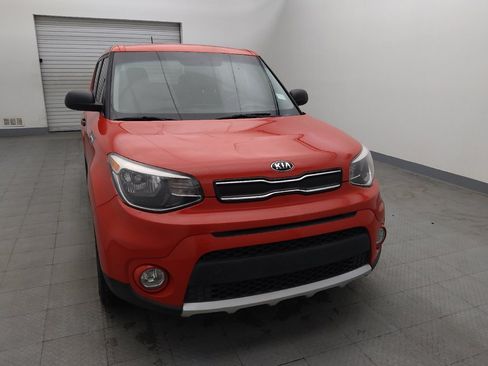 Used 2017 Kia Soul + image 14