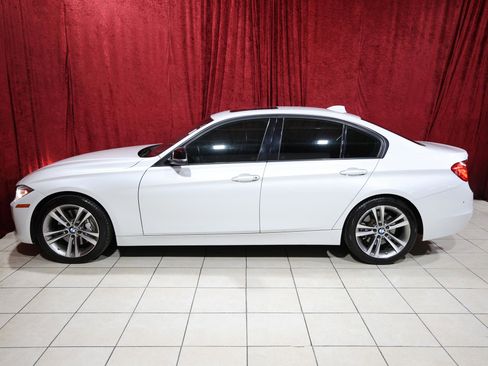 Used 2013 BMW 335i Sedan image 4