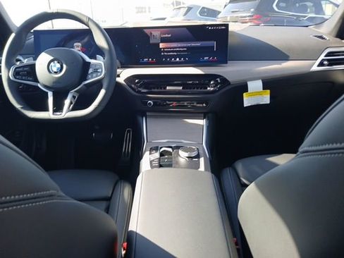 New 2025 BMW 330i Sedan w/ M Sport Package image 17