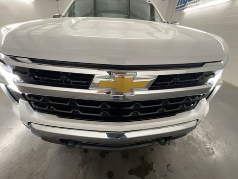 Used 2023 Chevrolet Silverado 1500 LT image 29