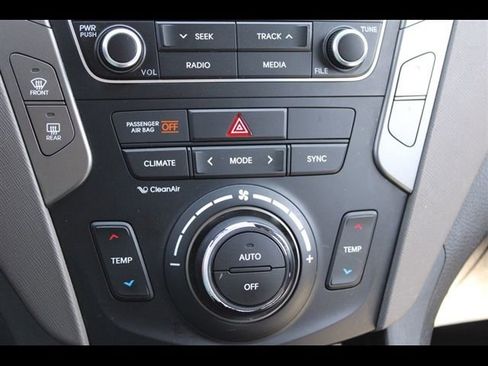 Used 2017 Hyundai Santa Fe Sport AWD/4WD image 33