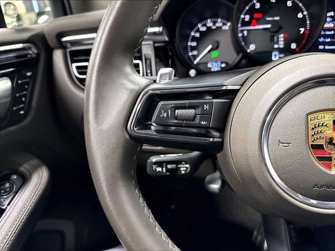 Used 2024 Porsche Macan w/ Premium Plus Package AWD/4WD image 21