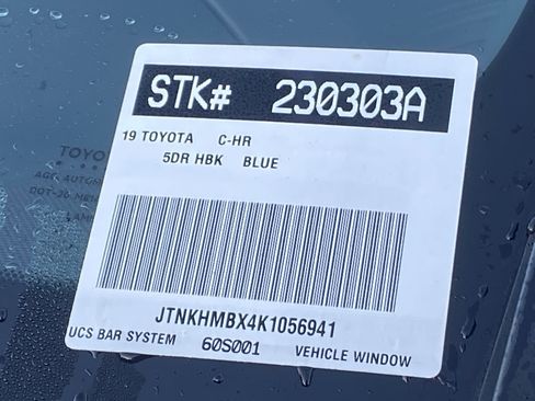 Used 2019 Toyota C-HR XLE image 9