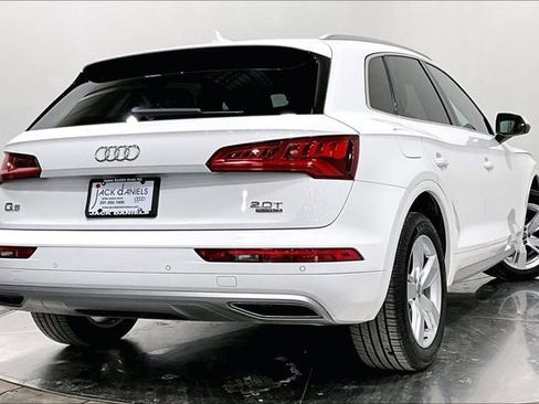 Used 2018 Audi Q5 2.0T Premium Plus w/ Premium Plus Package image 2