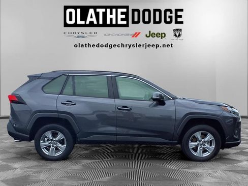 Used 2025 Toyota RAV4 XLE FWD image 27