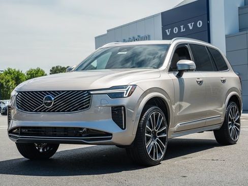 New 2026 Volvo XC90 B6 Plus w/ Protection Package Premier AWD/4WD image 3