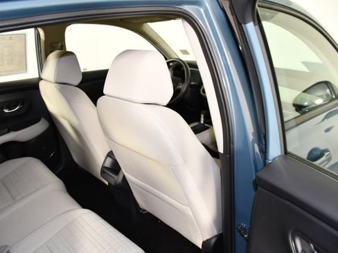 Certified 2025 Honda HR-V LX image 42