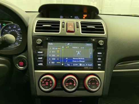 Used 2017 Subaru Crosstrek 2.0i Limited image 19