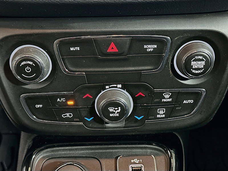 Used 2020 Jeep Compass Limited AWD/4WD image 15