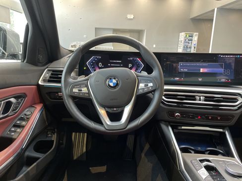 Used 2024 BMW 330i xDrive Sedan w/ Premium Package AWD/4WD image 19
