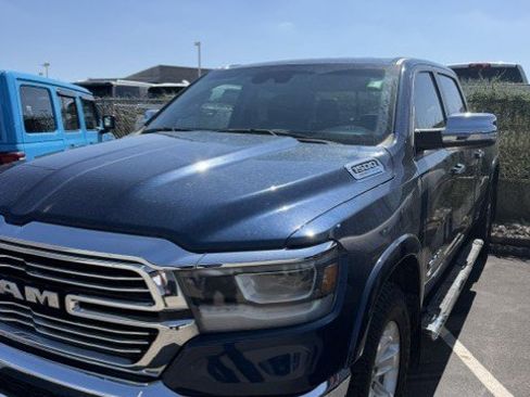 Used 2022 RAM 1500 Laramie AWD/4WD image 1
