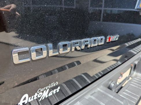 Used 2017 Chevrolet Colorado Z71 AWD/4WD image 25