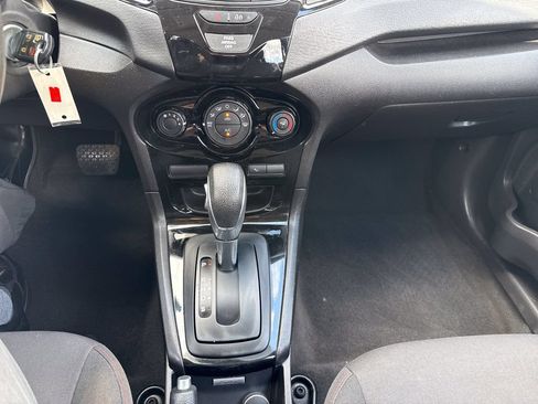 Used 2017 Ford Fiesta SE w/ Equipment Group 201A FWD image 24