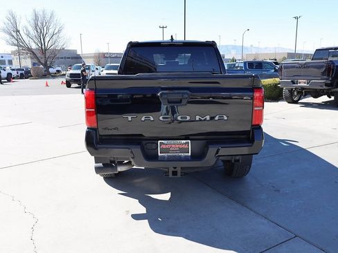 Used 2024 Toyota Tacoma TRD Off-Road AWD/4WD image 5