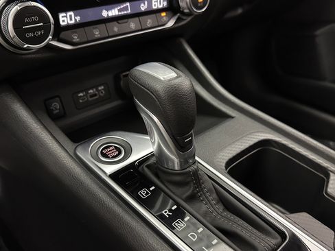 Used 2025 Nissan Sentra SV w/ All-Weather Package FWD image 14