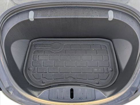 Used 2020 Tesla Model 3 Performance image 22