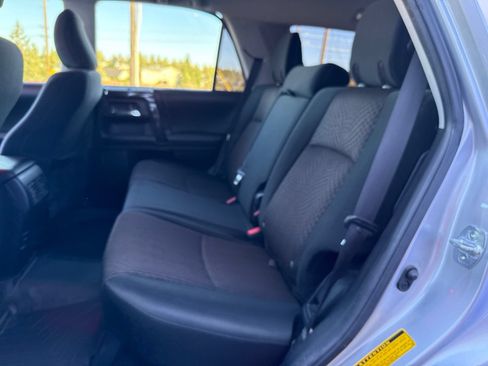 Used 2019 Toyota 4Runner TRD Off-Road AWD/4WD image 22