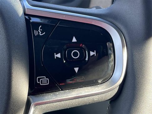 Used 2025 Volvo XC90 T8 Plus w/ Protection Package Premier image 32