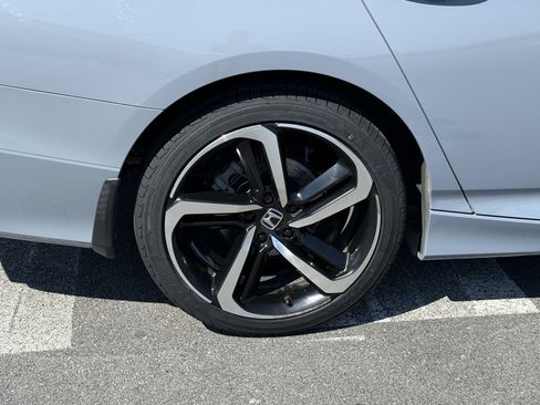 Used 2022 Honda Accord Sport Special Edition image 10