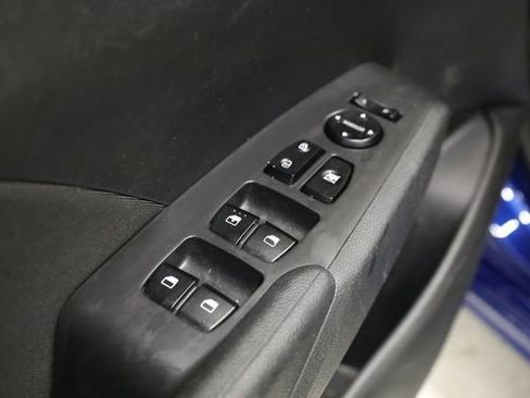 Used 2019 Hyundai Accent SE FWD image 17
